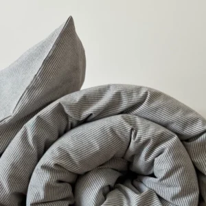 Постельное белье мелкая серая полоса