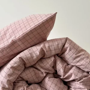 Постельное белье клетка розовая